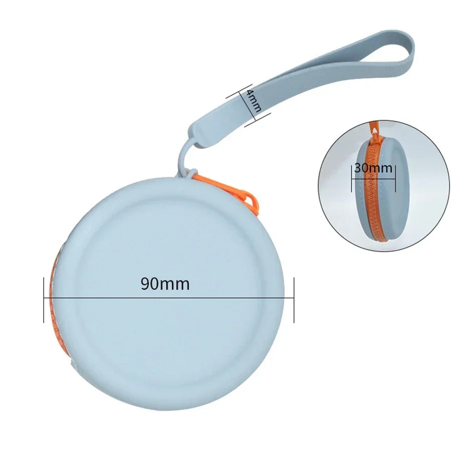 "Portable Silicone Dog Treat Pouch with Lanyard and Hook - Training Bag for Walks and Outdoor Activities"