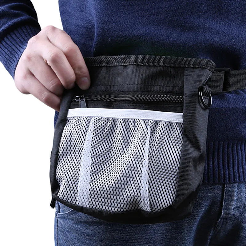 "Pet Training Treat Pouch - Multifunctional Crossbody Waist Bag for Dog Walking and Training"
